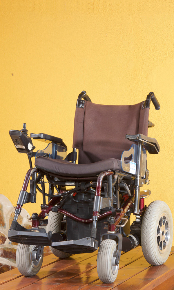 rent electric wheelchairs